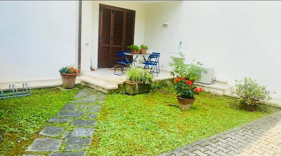 Residence Le Pinete Rta Cinquale Italy