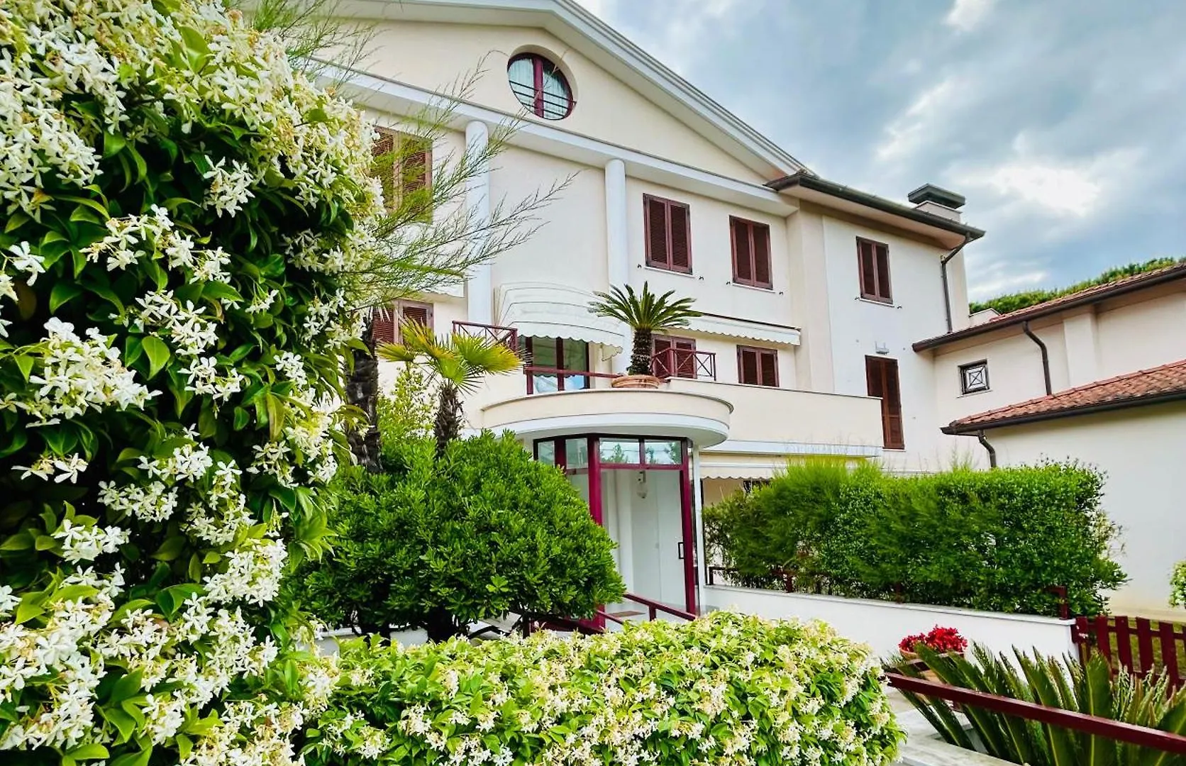 Apartment Residence Le Pinete Rta Cinquale