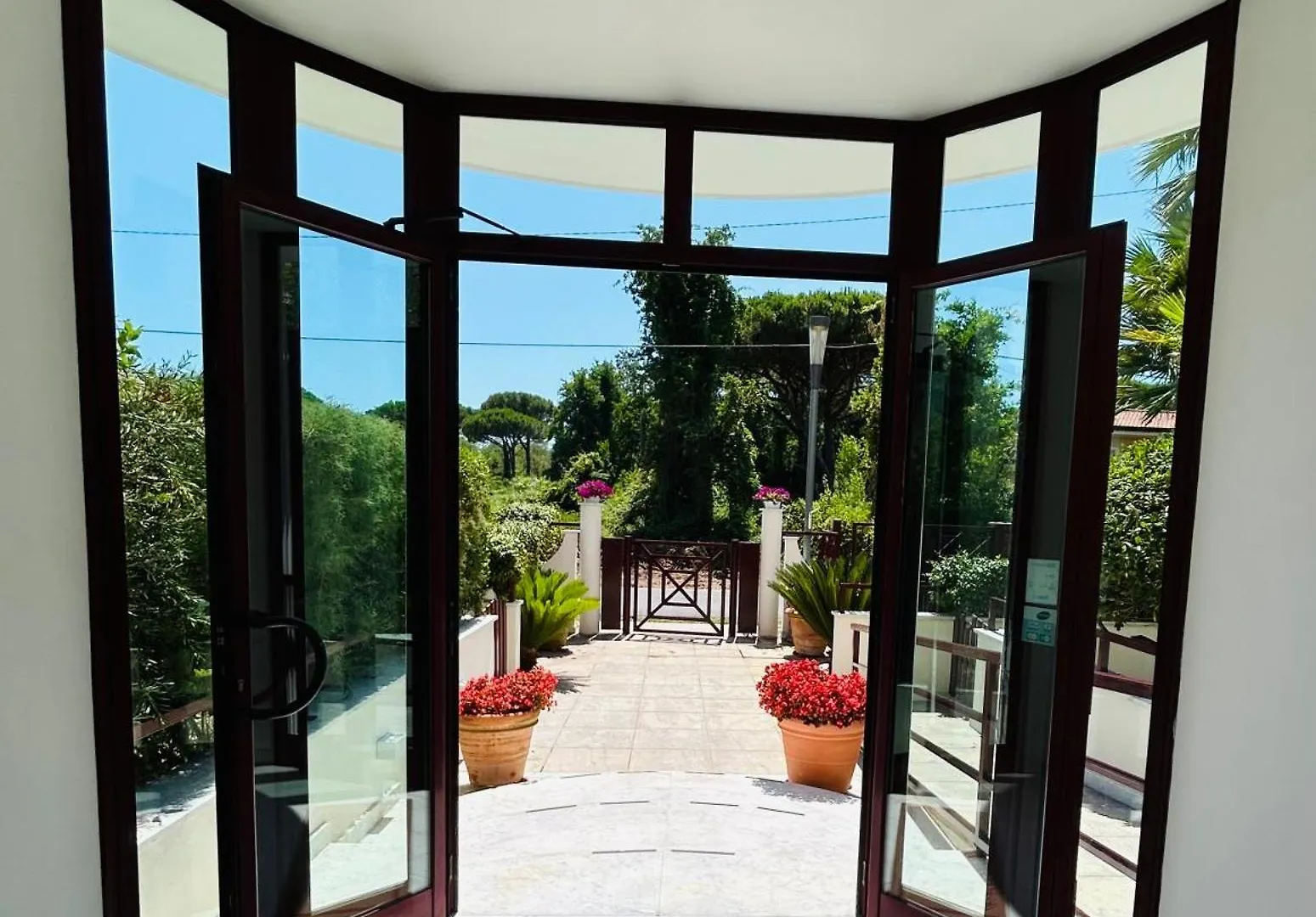 Residence Le Pinete Rta Cinquale 0*,  Italy