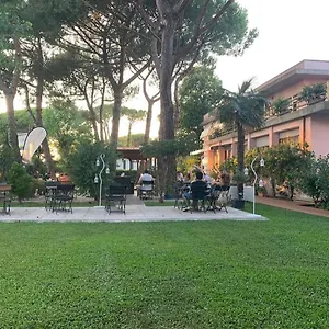 Hotel Storyville Business &, Cinquale